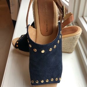 Women’s shoes